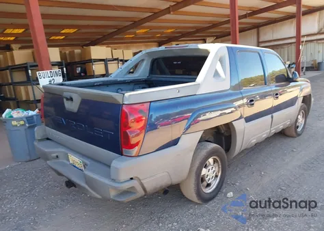 2002 Chevrolet Avalanche 1500 из США, поврежденный, VIN 3GNEC13T42G162499